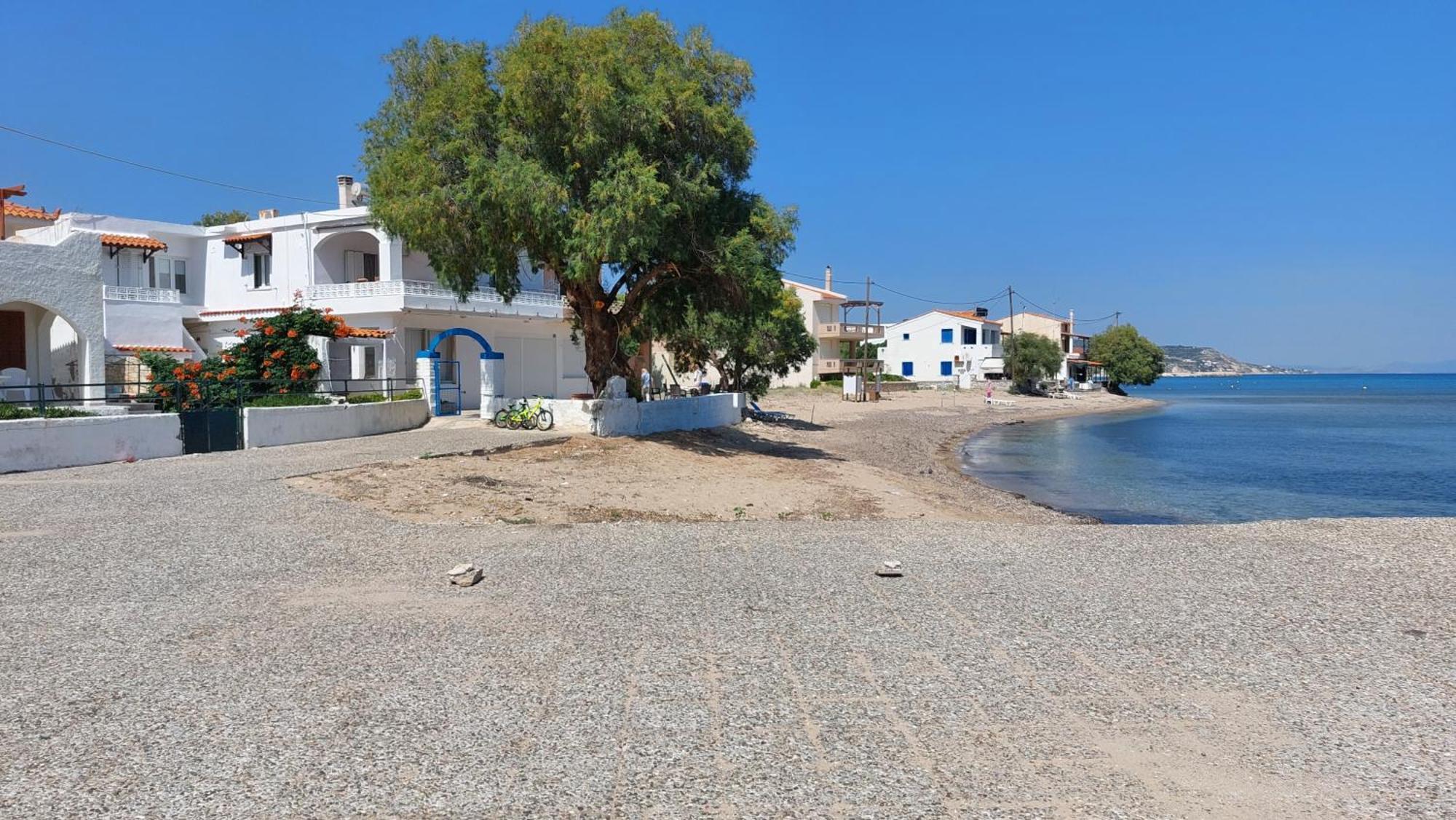 Fotis Beach Apartment At Komi Komi  エクステリア 写真